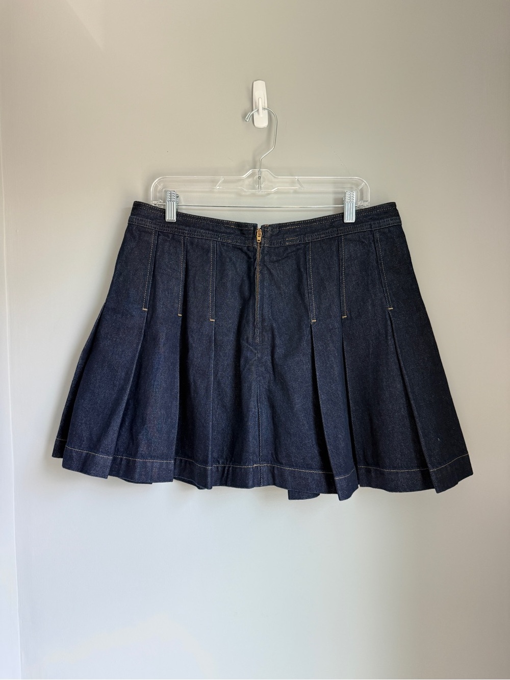 J. Crew Pleated Mini Denim Skirt Dark Wash Size 12 NEW Cotton Prep-Inspired - Picture 4 of 10